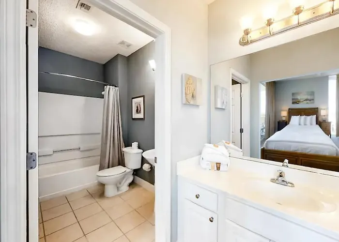Palacio Unit 1806 * Pensacola